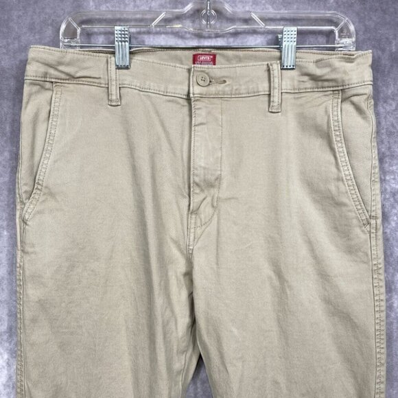 Levis XX Chino Pants Mens Tag 33x32 (33x30) Tan Standard Taper Casual - Picture 3 of 8